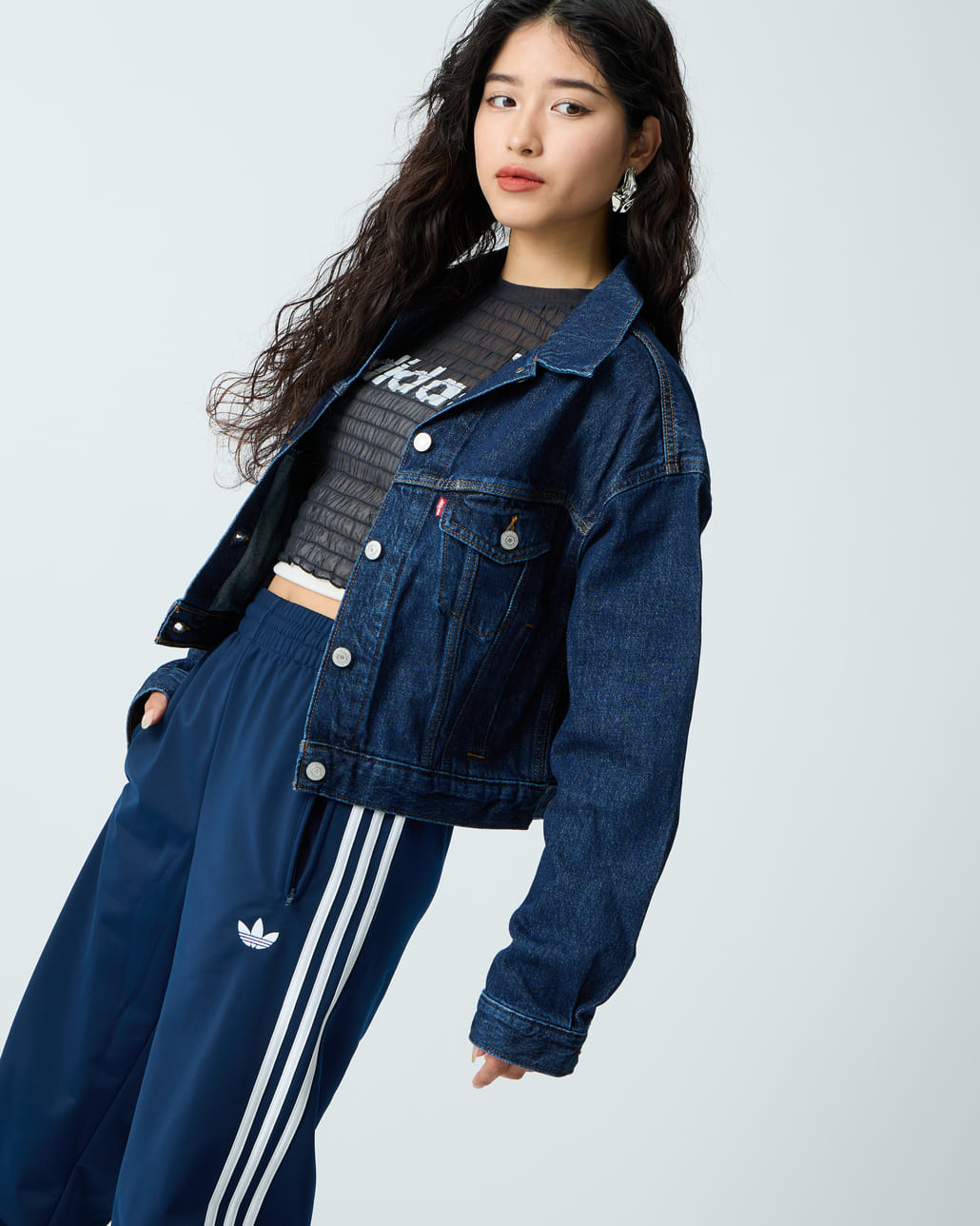 adidas Originals [アディダス オリジナルス] ファイヤーバード トラックパンツです。