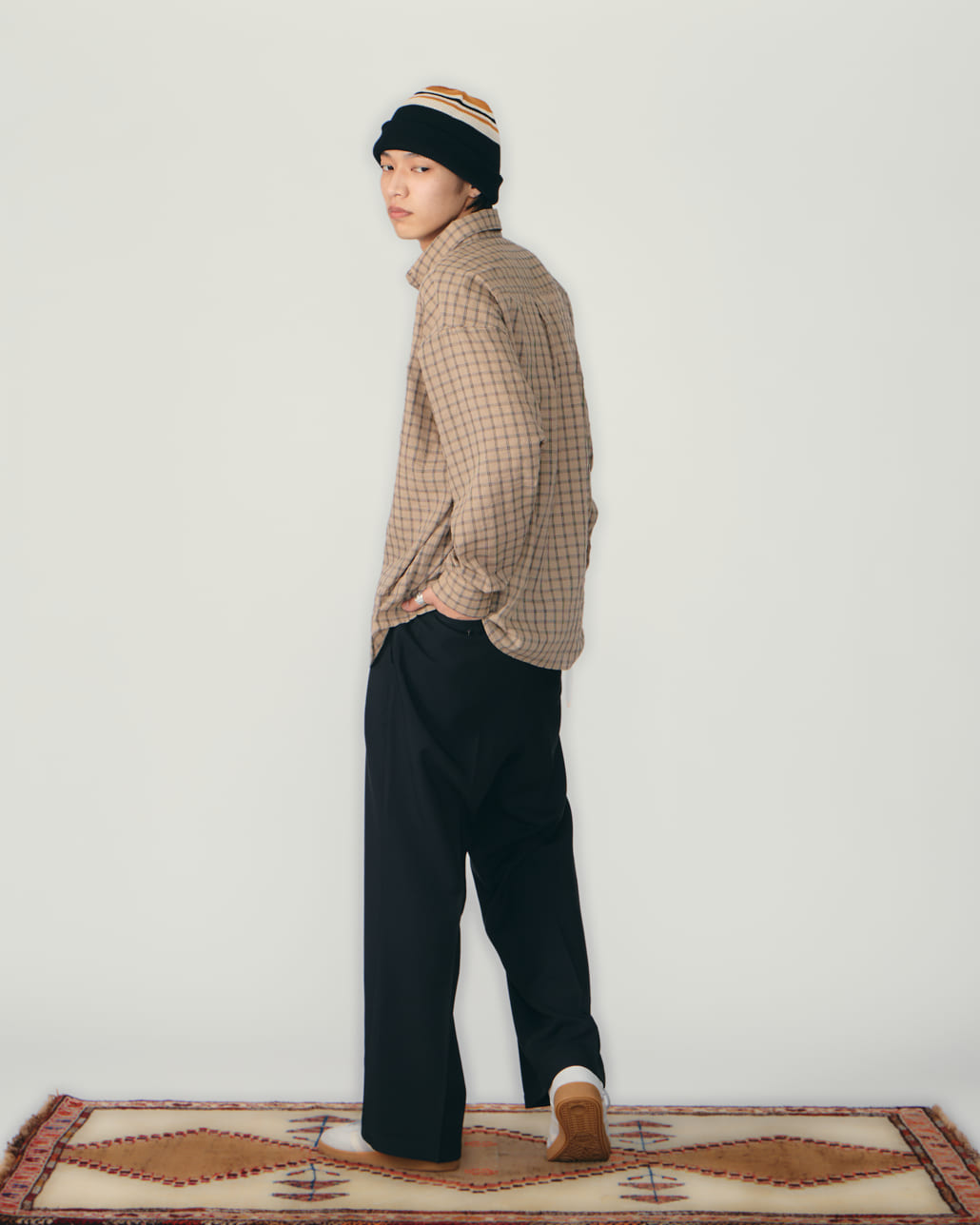 Dickies [ディッキーズ] 別注 グランパパンツ [261M40IN01-JF]です。