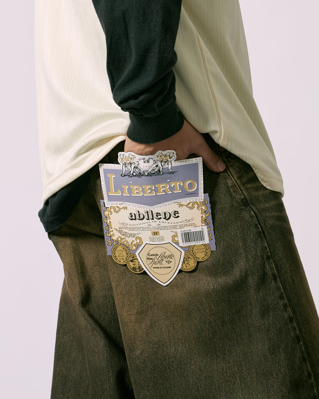 LIBERTO [リベルト] ABILENE カーブジーンズ [FL2513]です。