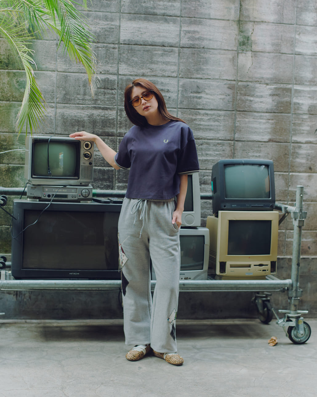 FRED PERRY [フレッドペリー] 別注 ツインティップライン ワンポイントロゴ刺繍 ショートポンチTシャツ [FPW-26S-034-JF]のコーディネートです。