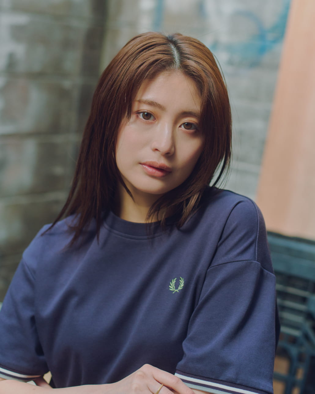 FRED PERRY [フレッドペリー] 別注 ツインティップライン ワンポイントロゴ刺繍 ショートポンチTシャツ [FPW-26S-034-JF]のコーディネートです。