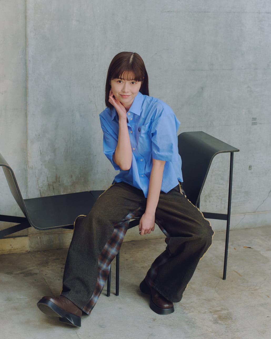 FRED PERRY [フレッドペリー] 別注 ワンポイントロゴ刺繍シアーシャツ [FPW-26S-035JF]のコーディネートです。