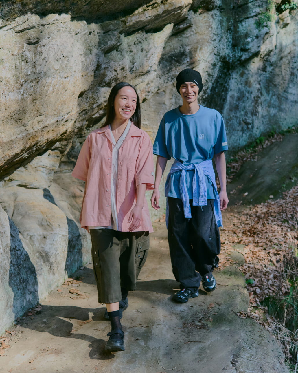 NORDISK [ノルディスク] 別注 バックロゴプリントTシャツ [NU11702-JF]とNORDISK [ノルディスク] 別注 オープンカラーシャツ [NU81702-JF]です。