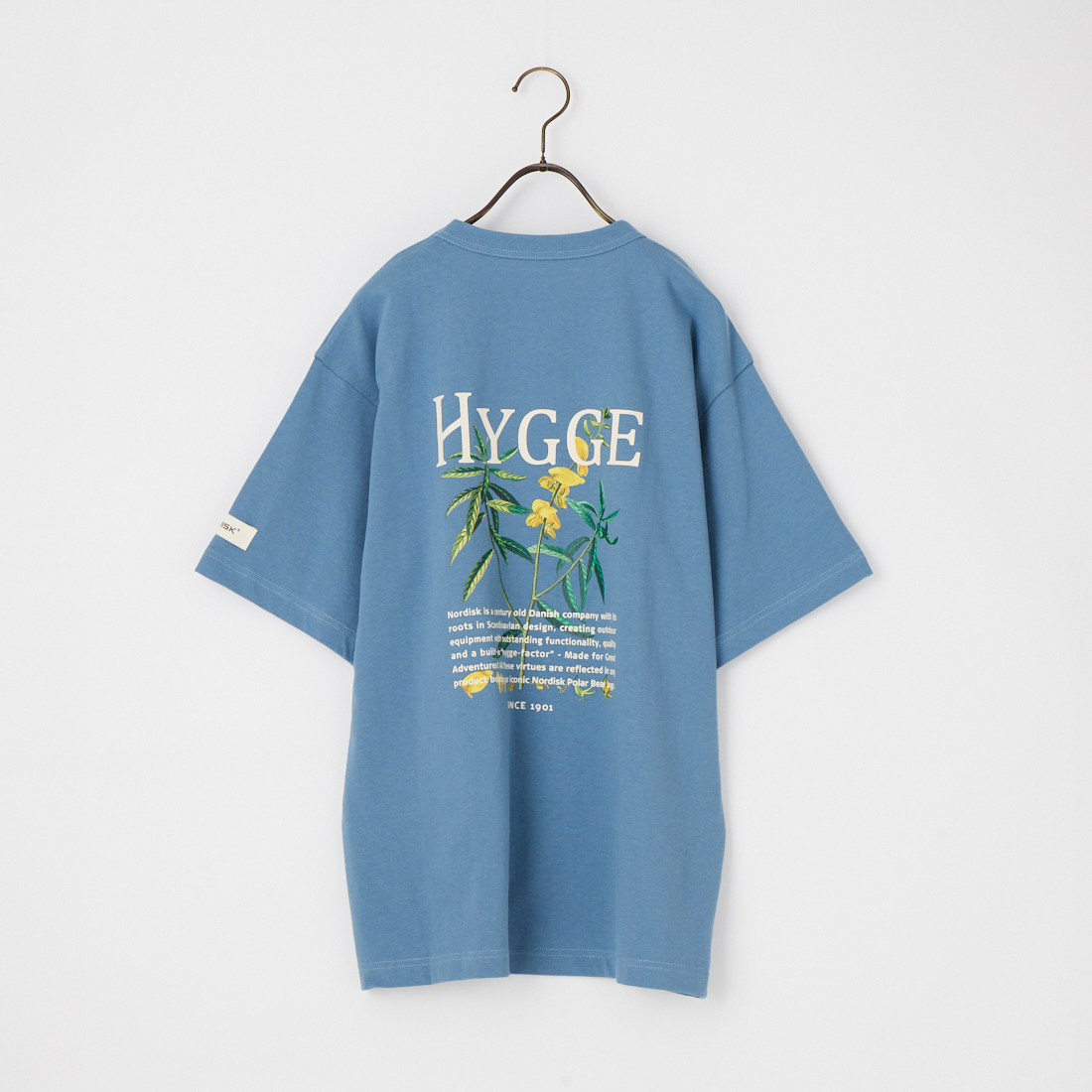 NORDISK [ノルディスク] 別注 HYGGE フラワーバックプリントTシャツ [NU11704-JF]です。